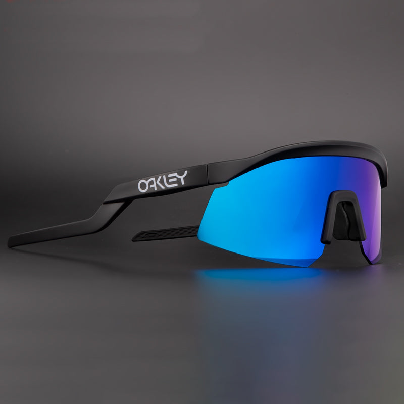 Oakley Hydra