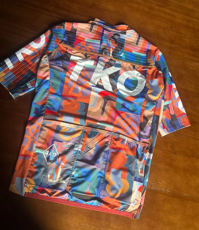 Camisa TKO Essentials