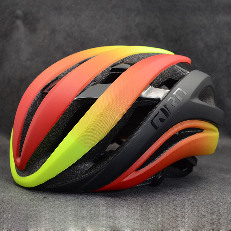 Capacete de Ciclismo Giro