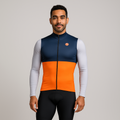 Ciclista masculino usando conjunto de ciclismo térmico Rx™ RAUDAX em treino de inverno