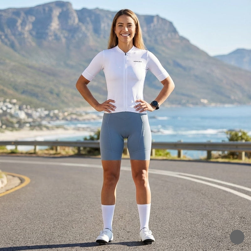 Kit Ciclismo Feminino  –  2 Camisas + Bermuda Gel