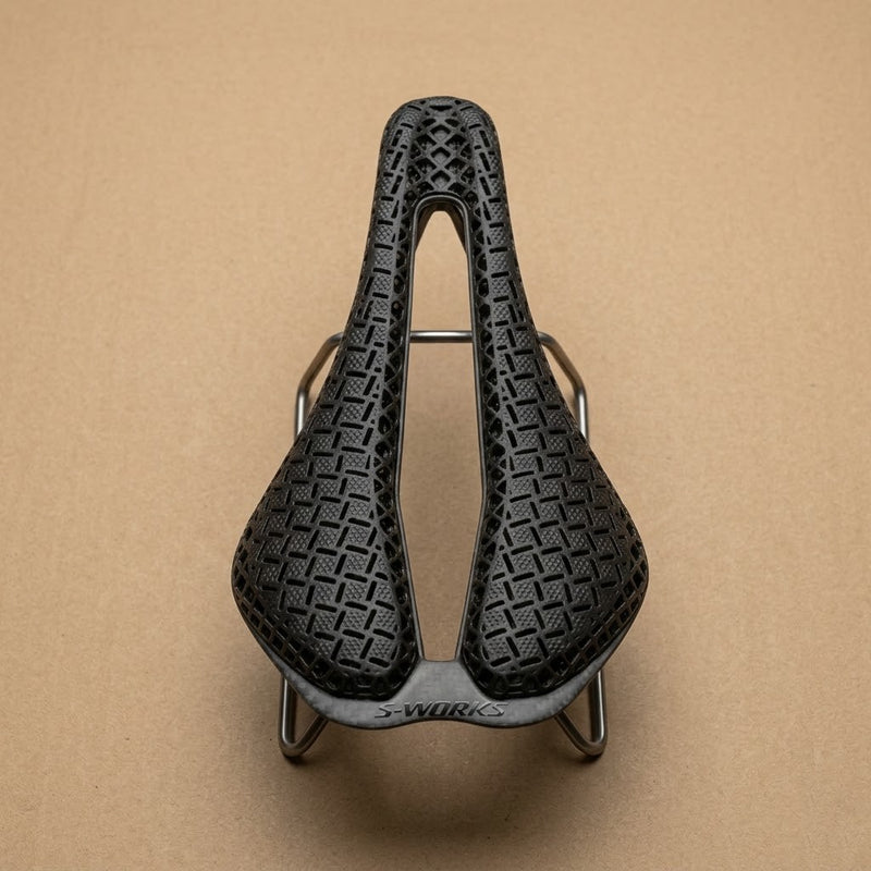  Selim S-Works 3D em fibra de carbono visto de frente