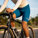 Bermuda de Ciclismo Ride Azul detalhe da modelagem esportiva